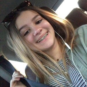 Meet your Posher, Erinn